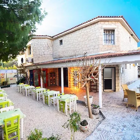 Kekik Alacati Mayko Hotel 2*