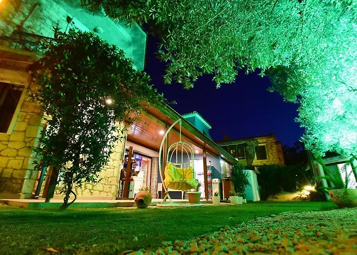 Hotel Kekik Alaçatı Mayko 2*