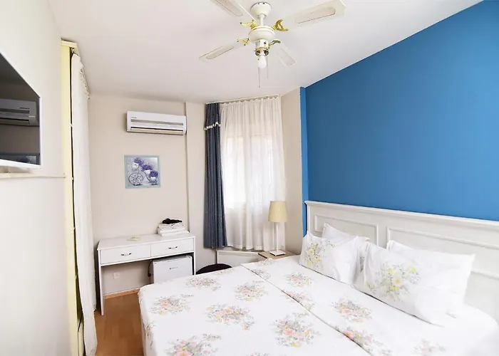 Kekik Alaçatı Mayko Hotel 2*