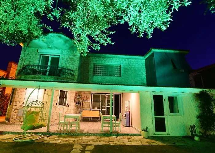 Hotel Kekik Alaçatı Mayko 2*