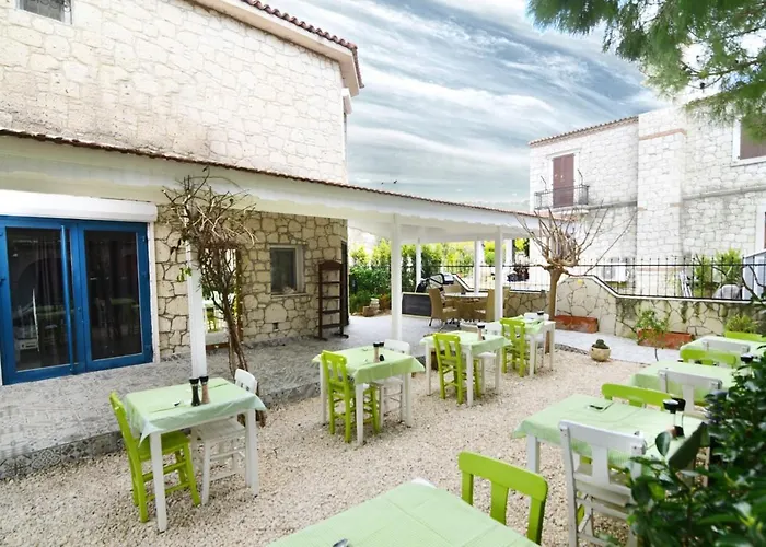 Hotel Kekik Alaçatı Mayko 2*