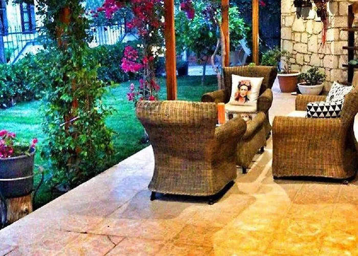 Hotel Kekik Alaçatı Mayko 2*